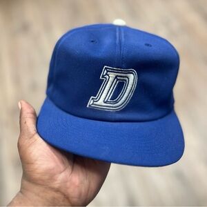 Deadstock Vintage 80s 
Chunichi Dragons Strapback
